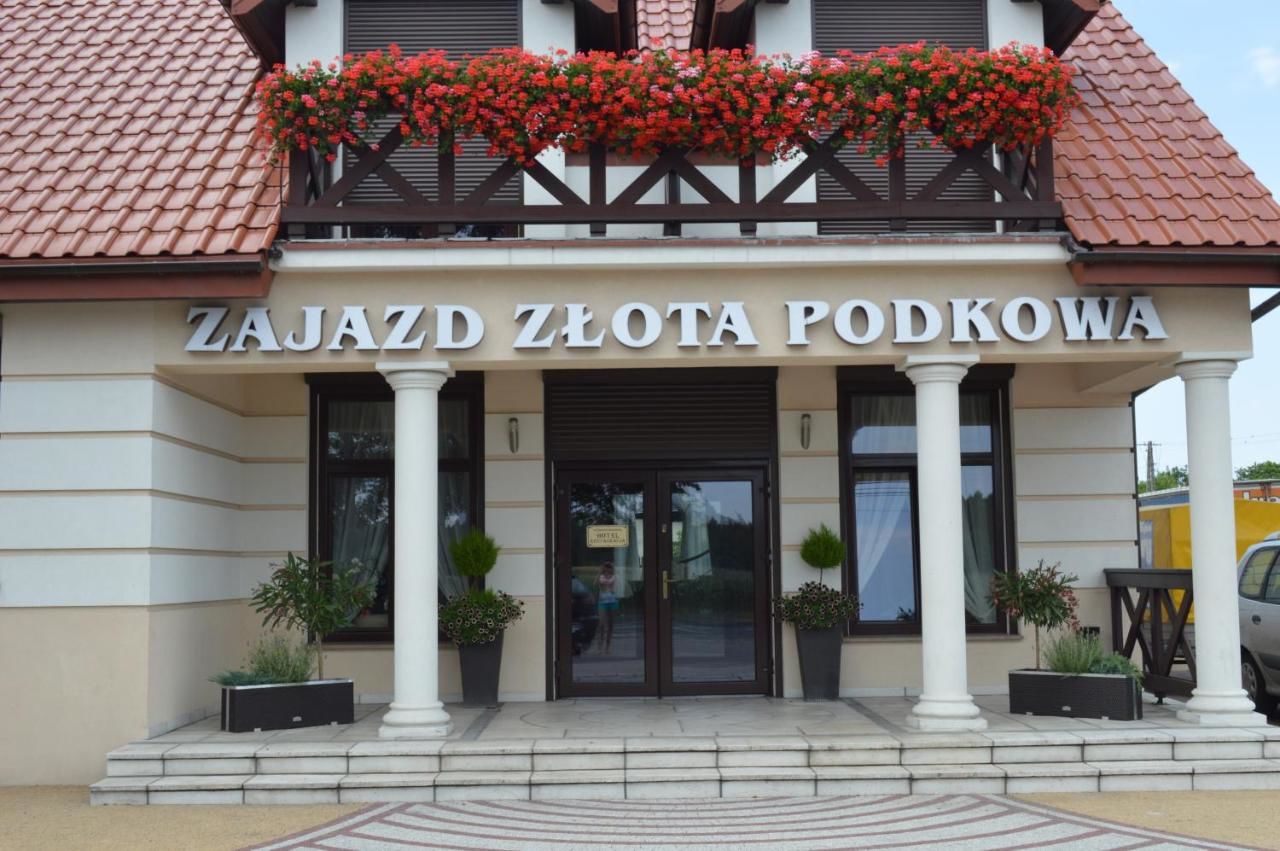 Отель Zajazd Złota Podkowa Wrocki